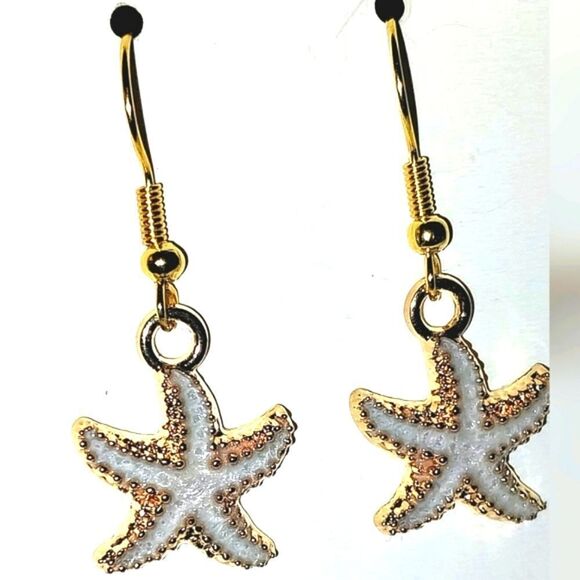 Hand crafted star fish character earrings for women and kids - Picture 2 of 6